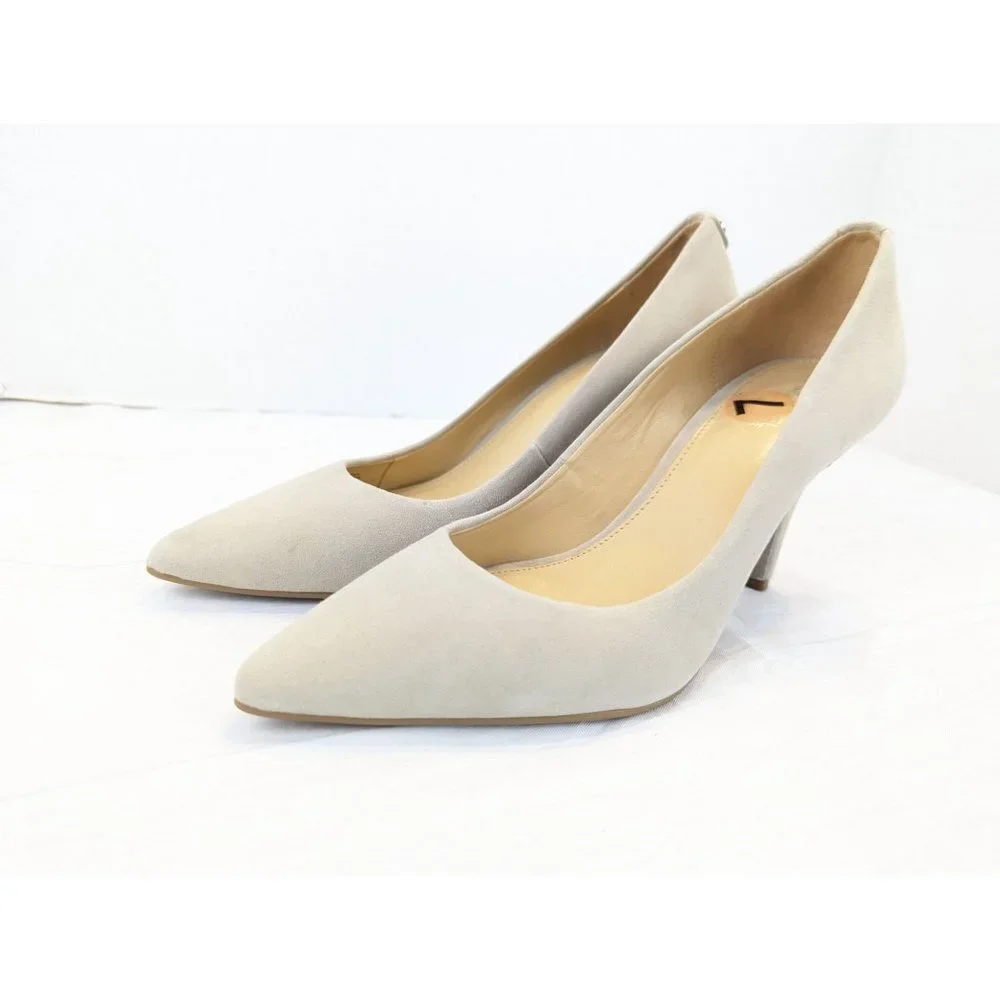 Michael Kors classic pointed